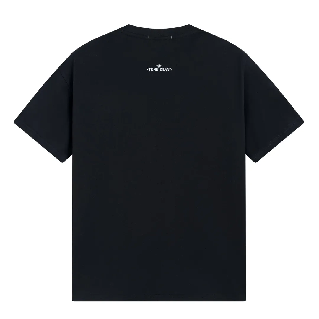 W618#P110💰 [Stone lsland/Stone Island summer new cuff compass printed pattern short-sleeved T-shirt] ⚠️[Original creation, high control of details] Made of 260g combed cotton 32-count double yarn, soft and comfortable to the touch, sweat-absorbent and breathable. -Simple basic and versatile style, original quality, the first choice for couples. -Made in a large factory, four needles and five threads on the shoulder, neatly arranged, high quality workmanship. -Same style for men and women. Very versatile, one piece for everyone, details are clearly visible. Color: Black White Size: M L